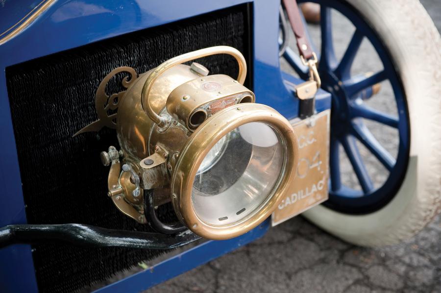  Cadillac Model F 4-Passenger Touring 1904 года  (фото 10 из 19)